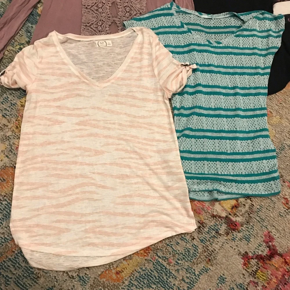 Lot of 4 Maurices Gimmicks Long & Short Sleeve Tops Knit Fall Lacy Medium Small - Picture 7 of 7